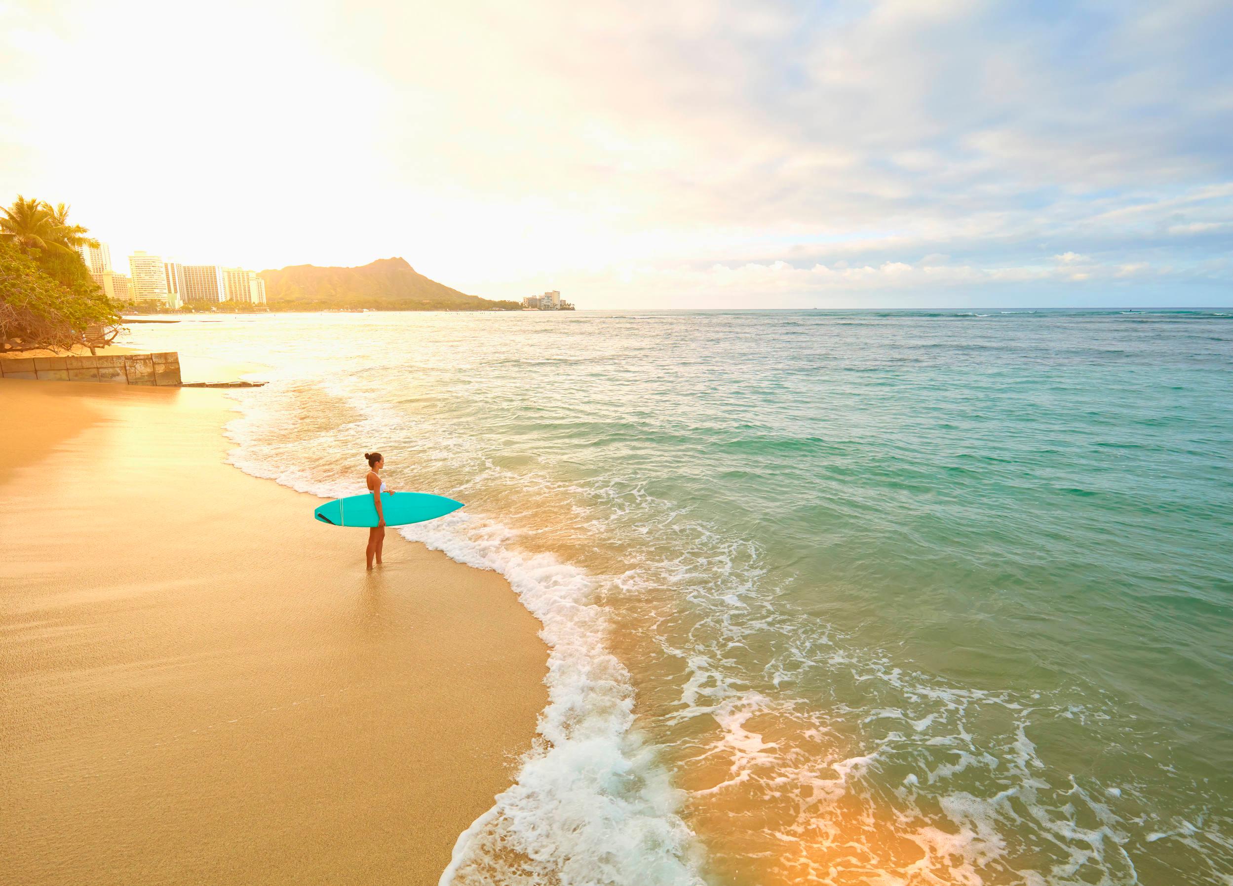 324 Cheap Flights from London Gatwick Airport to Hawaii in 2024